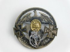 Německá říše - Medaile vyrobená z mince s miniaturami vyznamenání